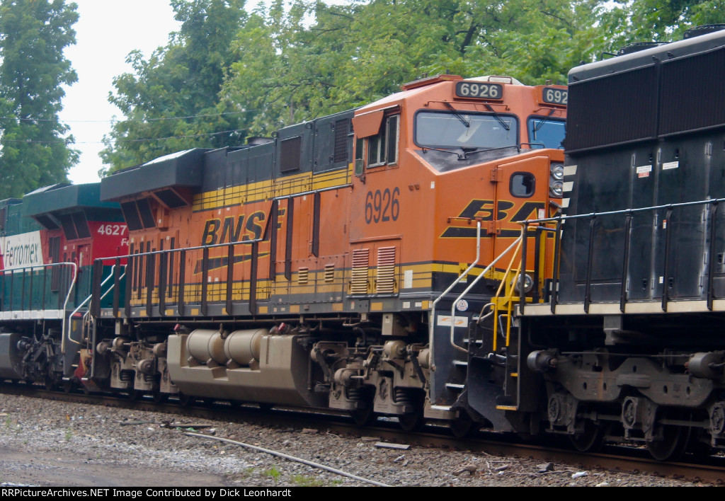 BNSF 6926